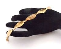 Vintage Dainty Ornate Leaf Link Design Retro Style Bracelet