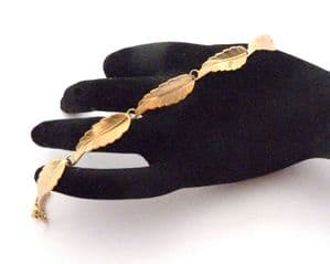 Vintage Dainty Ornate Leaf Link Design Retro Style Bracelet