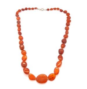 Vintage Dark Honey Plastic Beaded Retro Pop Design Choker Necklace
