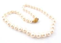 Vintage Faux Pearl Beaded Single Strand Short Length Necklace