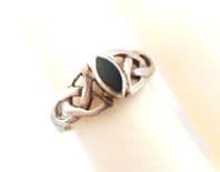 Vintage Kit Heath Sterling Silver And Onyx Gemstone Set Celtic Knot Work Detailed Ring