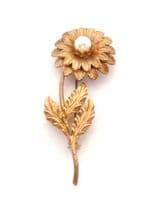 Vintage Large Faux Pearl Detailed Flower Design Brooch
