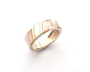 Vintage Sterling Silver And Pastel Tone Mother Of Pearl Set Retro Design Ring