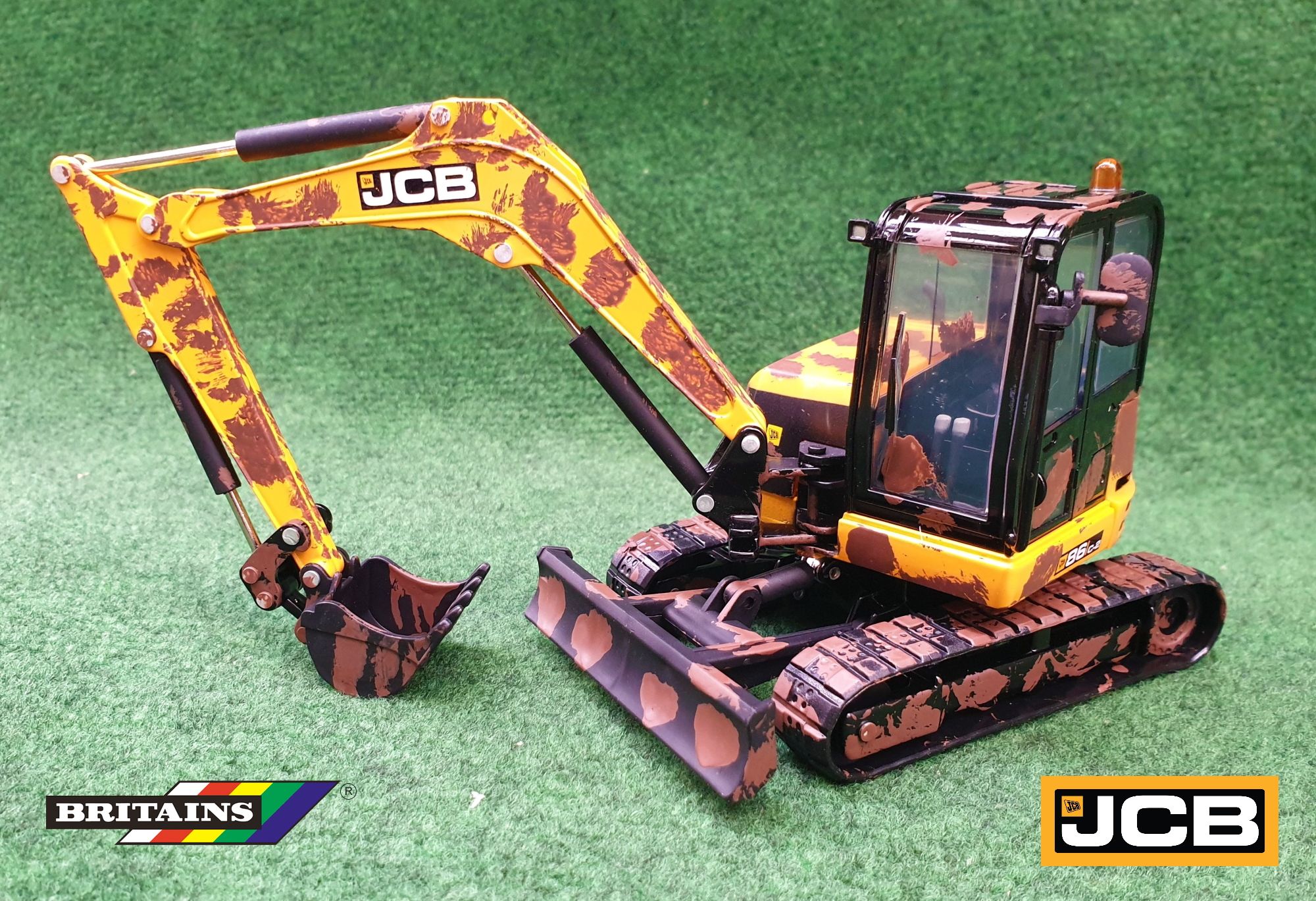 Britains JCB 86C-2 Midi Excavator - Muddy Version
