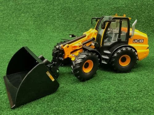 JCB TM420s Loader