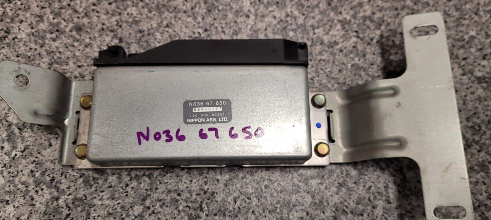 MAZDA MX5 ABS CONTROLLER MODULE N03667670 EUNOS MK1 1989 - 1997 ABS ECU