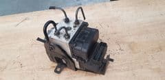 MAZDA MX5 EUNOS (MK2 1998 - 2005) - ABS PUMP / ABS CONTROLLER - N068 43 7AO
