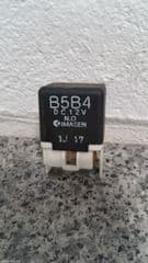 MAZDA MX5 EUNOS (MK2 1998 - 2005) B5B4 FUEL RELAY - MK2 1600 / 1800 MODELS BLACK