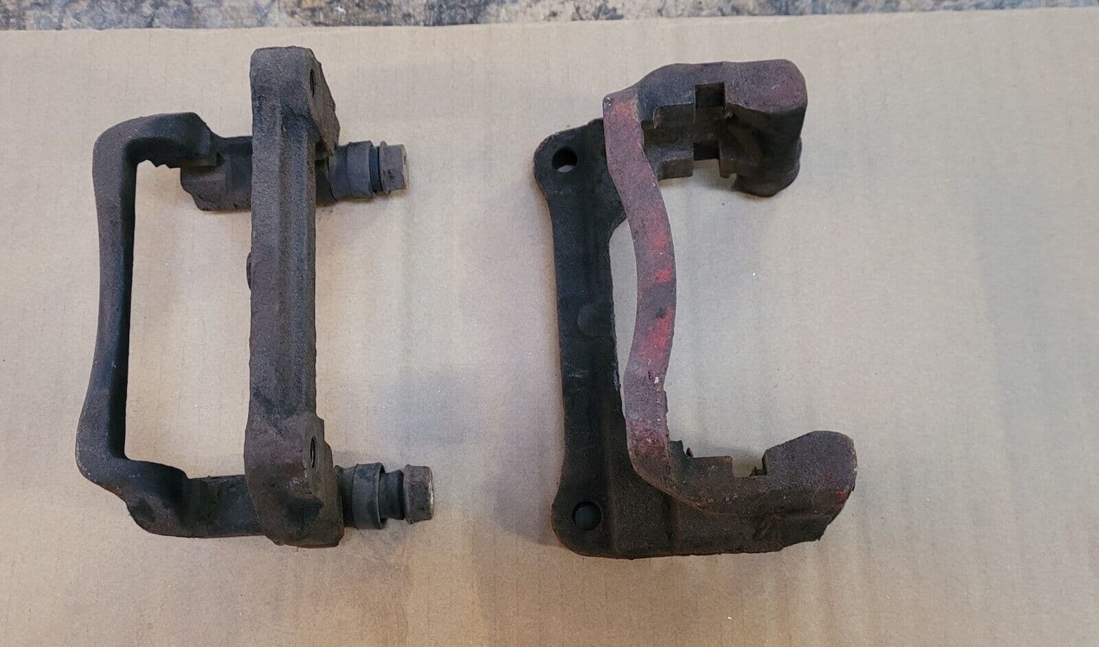 MAZDA MX5 MK1 / MK2 PAIR OF FRONT BRAKE CALIPER CARRIERS BIG BRAKES