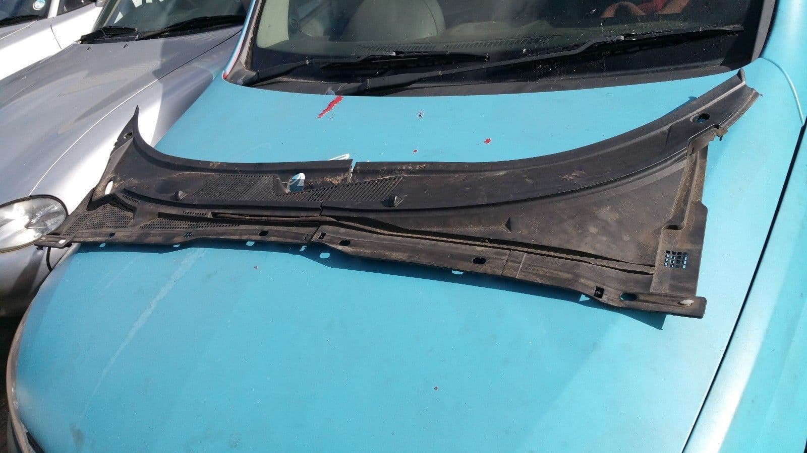MAZDA MX5 MK3 NC 2005 - 2015 SCUTTLE PANEL TRIM / UNDER WINDSCREEN - 2 ...
