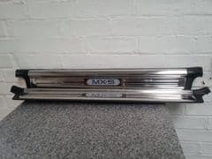 MAZDA MX5 MX5 SILL TRIMS - PAIR - POLISHED / SHINEY (MK2 / 2.5 1998 - 2005)