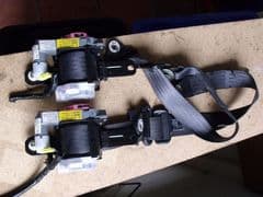 MAZDA MX5 SEAT BELT  MK2 & 2.5  PAIR LEFT + RIGHT  2002 2003 2004 2005  BELTS
