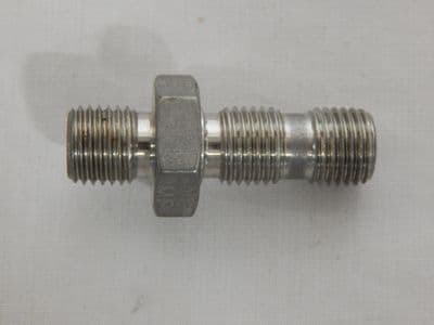1 x Aircraft Straight Adaptor, Tube to Boss, 7/16