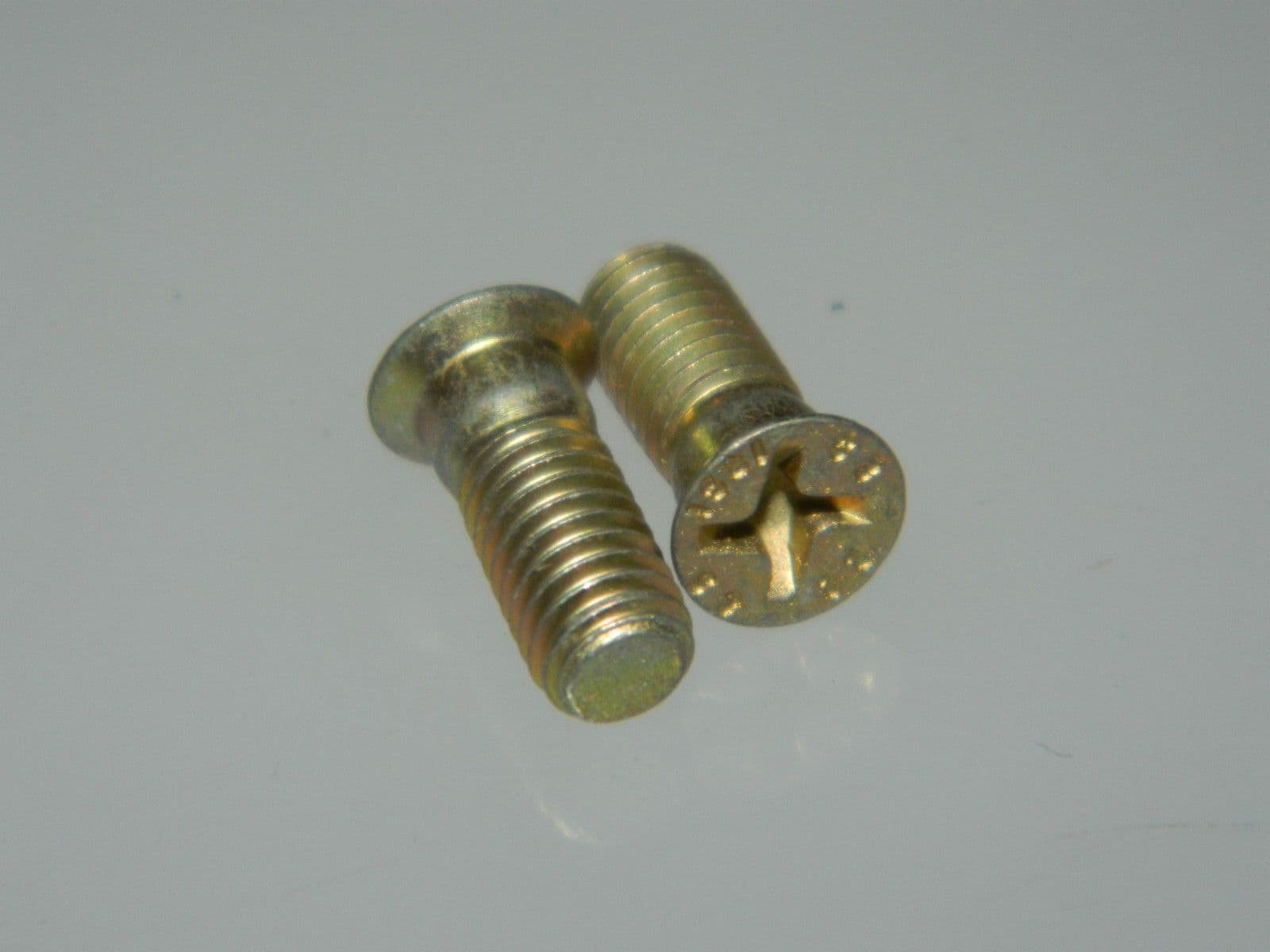 10 x 1032 UNF Bolt Flush Reduced Head 1/2" Long Part NAS1581C3R2P H10