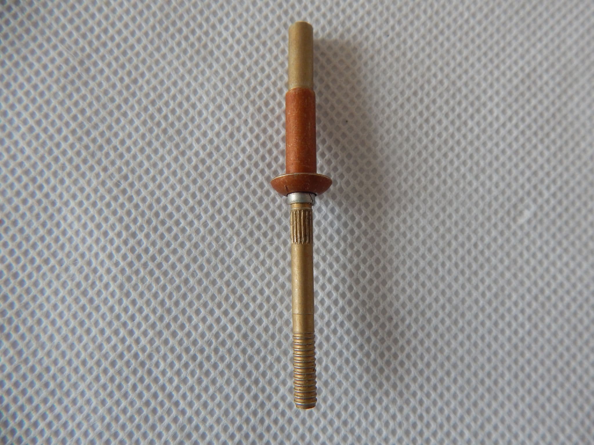 10 x Cherry Rivet Countersunk Diameter 5/32