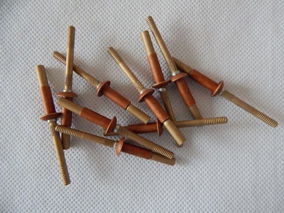 10 x Cherry Rivet Countersunk Diameter 5/32