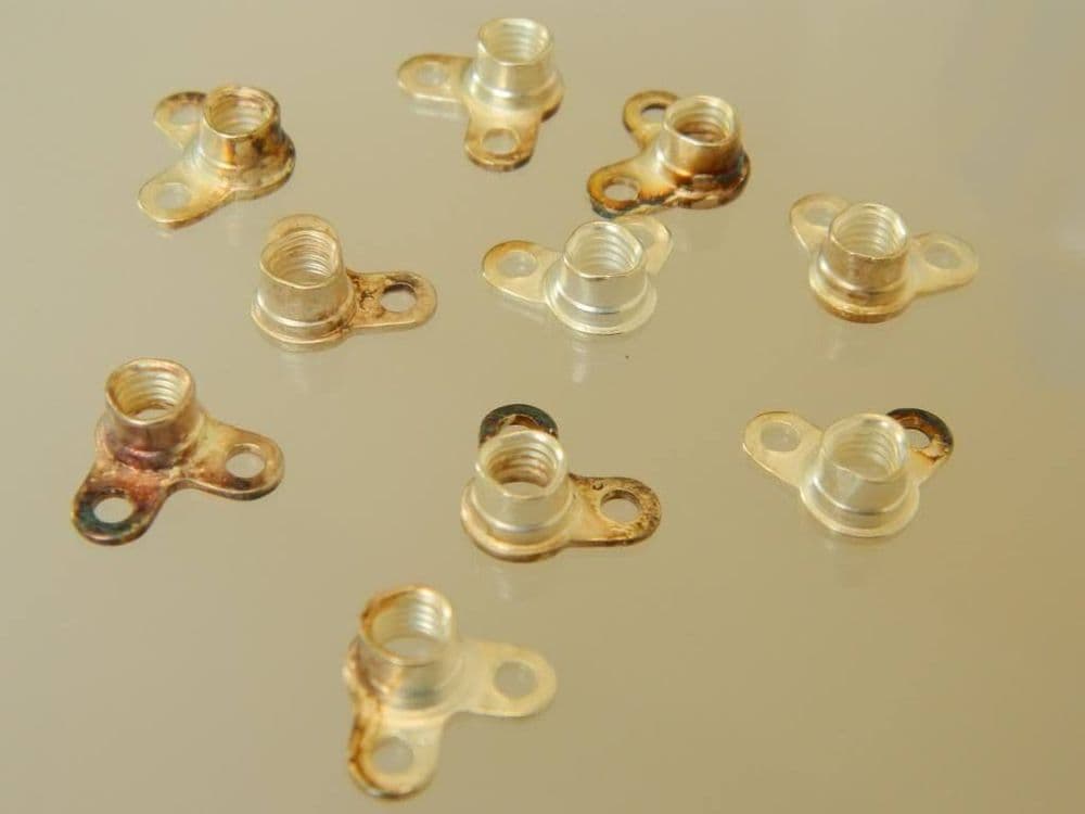10 x Corner Anchor Nuts Locking Thread 8-32 UNC H2