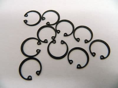 10 x Internal Circlips Size 22mm Steel Part Number AGS2030-21 [H1]