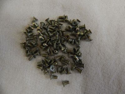 100 x 4-40 UNC Machine Screws, Length: 1/4