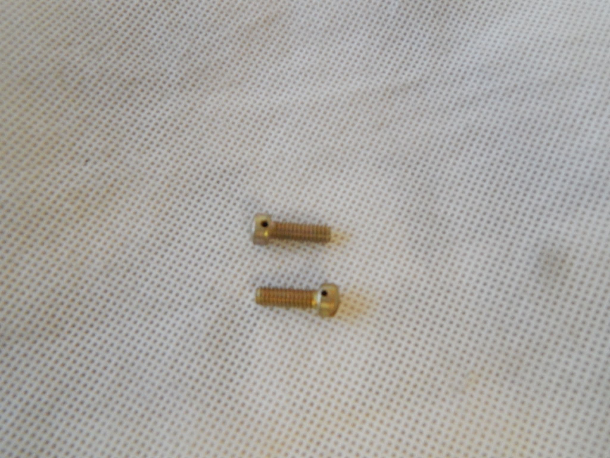 100 x 8-32 UNC Screws Fillister head Length 1/2