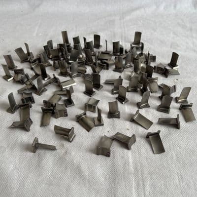 100 x Tornado Aircraft RB199 High Pressure Rotor Vanes, JJ934324 [1R8C1]