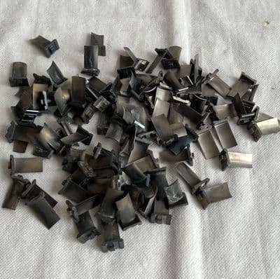 100 x Tornado Aircraft RB199 Stage 3 High Pressure Vanes, JJ934325 [1R7C1]