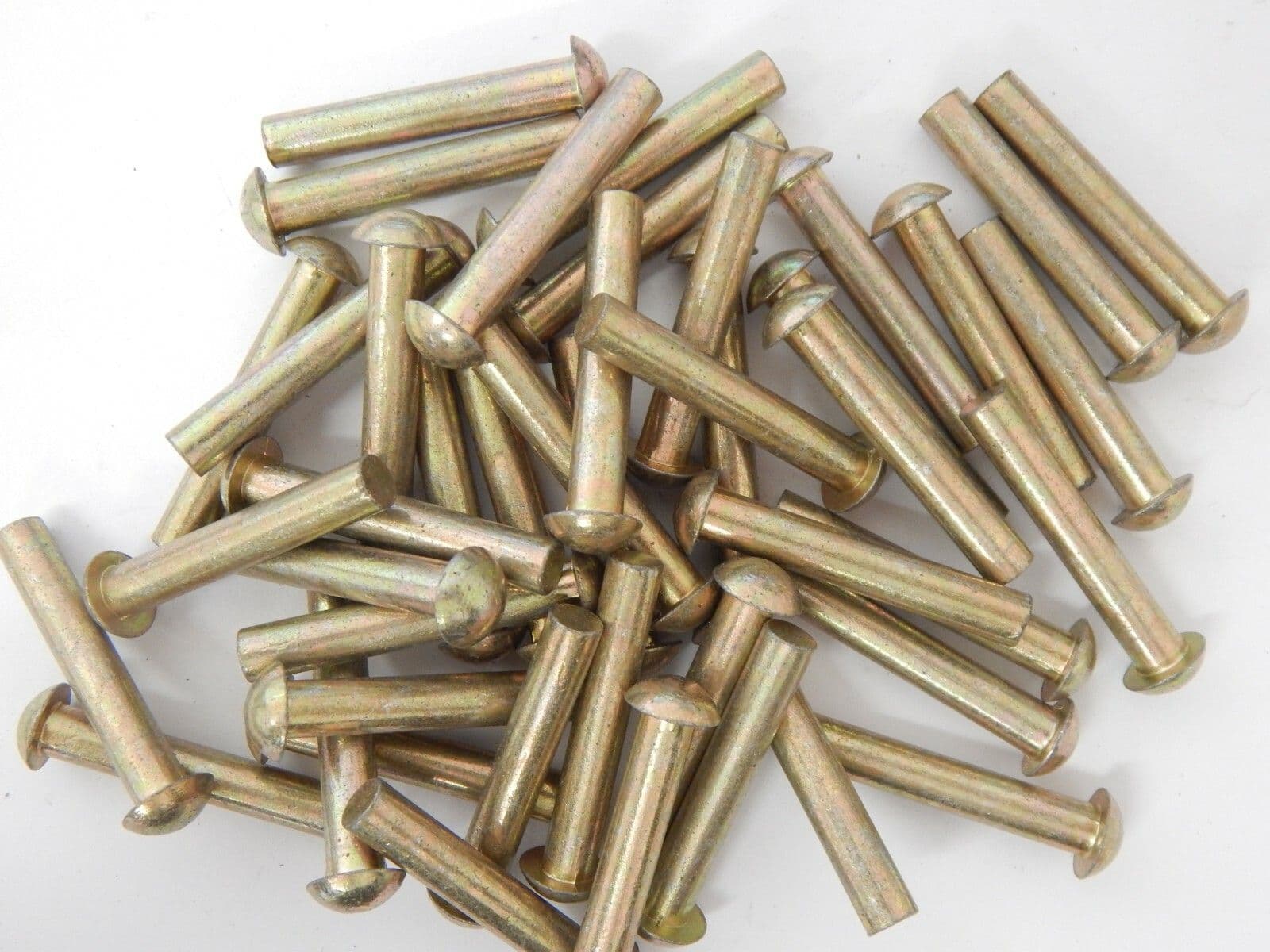 1lb of Snap Head Aircraft Solid Rivets 1/4