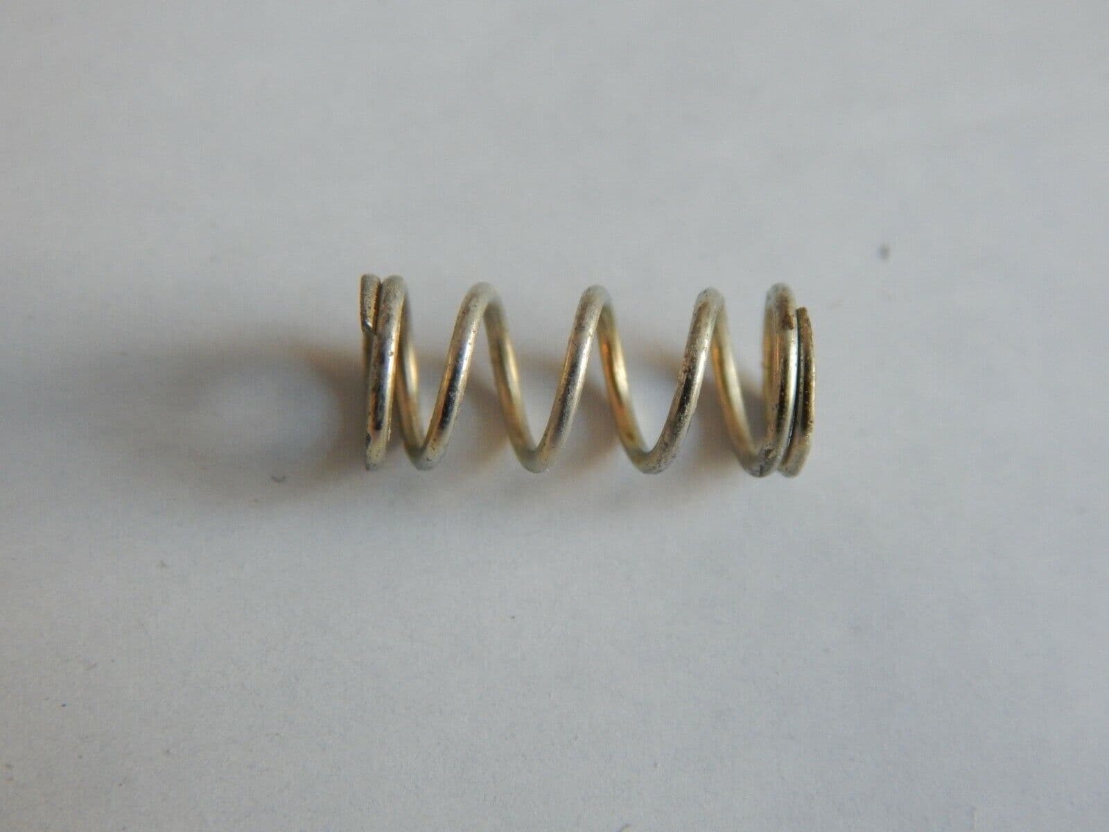 2 x Helical Compression Aircraft Springs 4 9mm Hole Diam 14mm Length I4