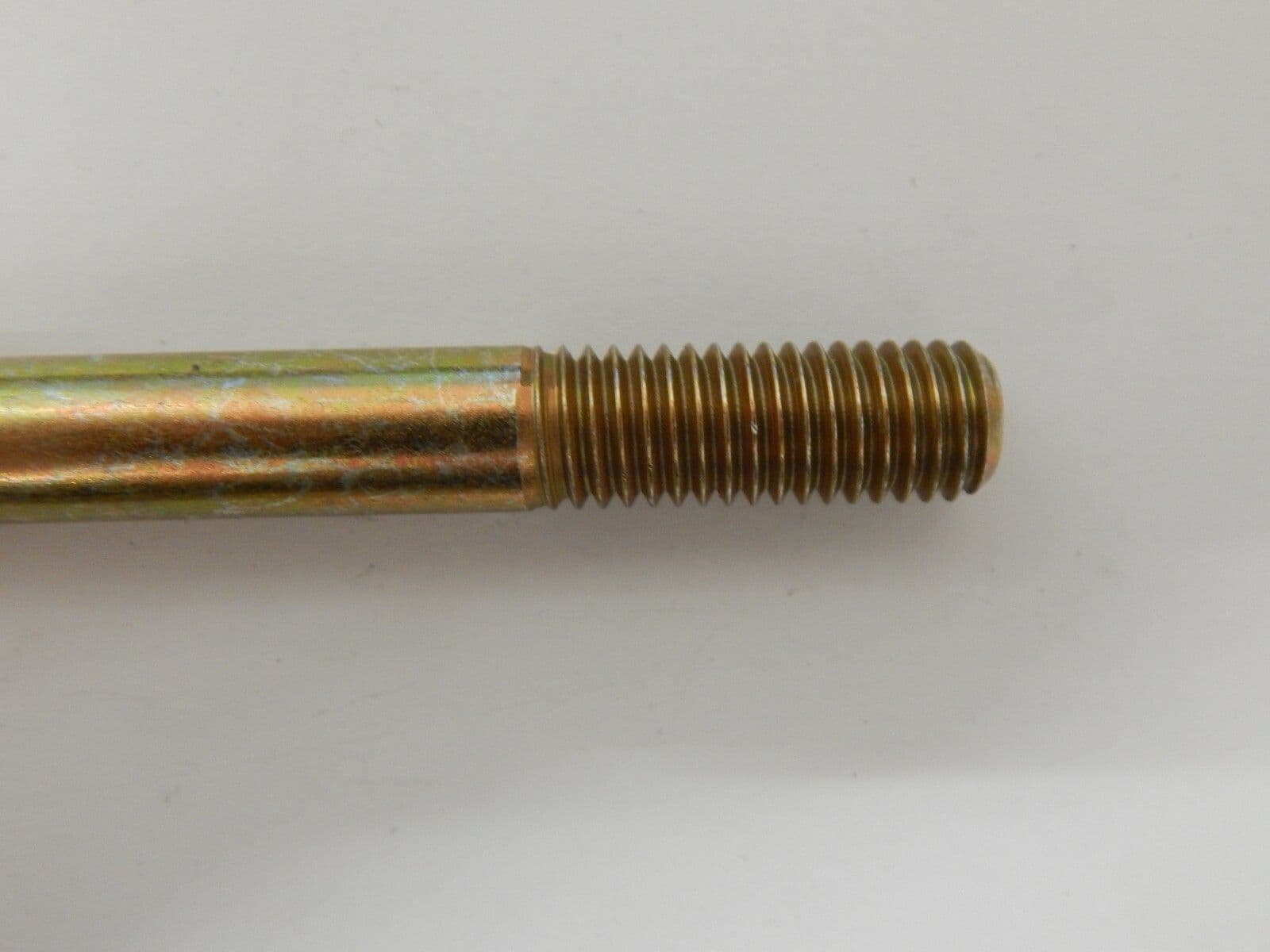 2 x M10-1 5 Plain Aircraft Studs Zinc and Yellow 90mm Length BS4439 Q12