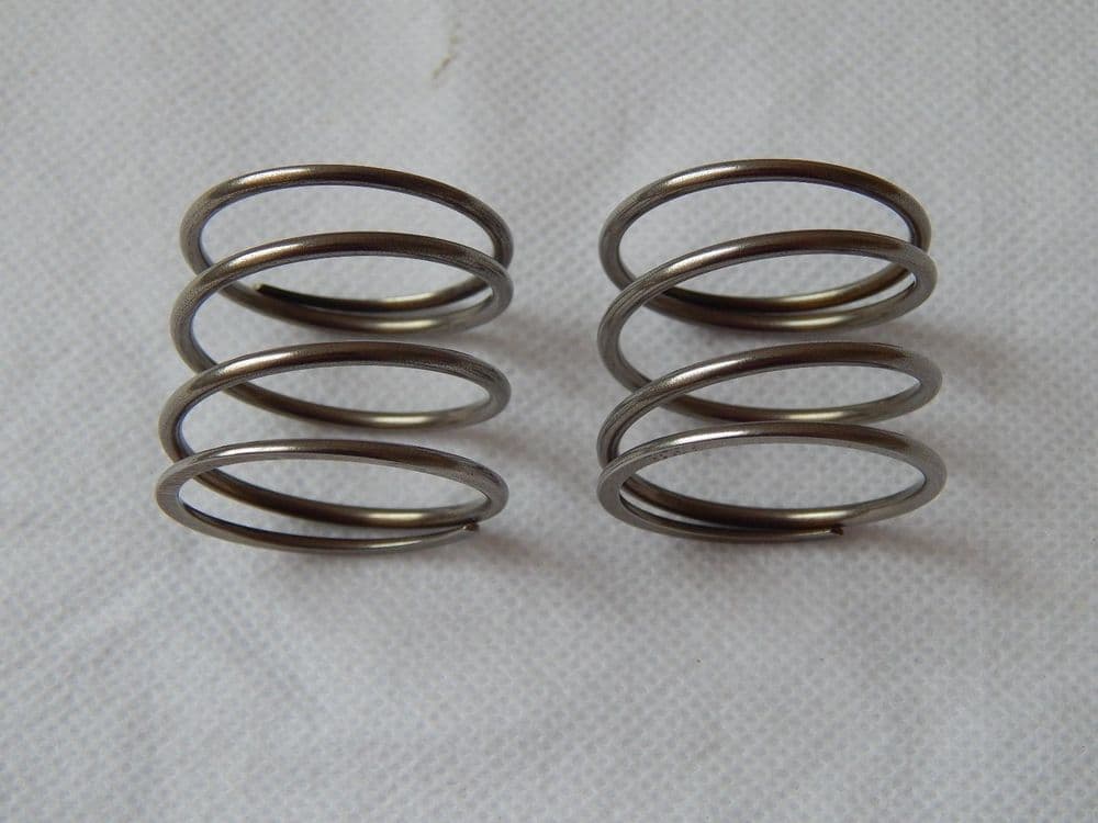 2 x Stainless Steel Helical Compression Springs 15/16