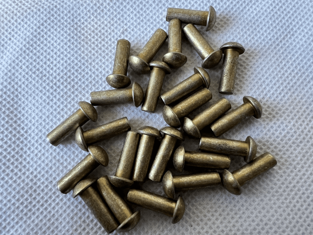 25 x Rivets 3/16