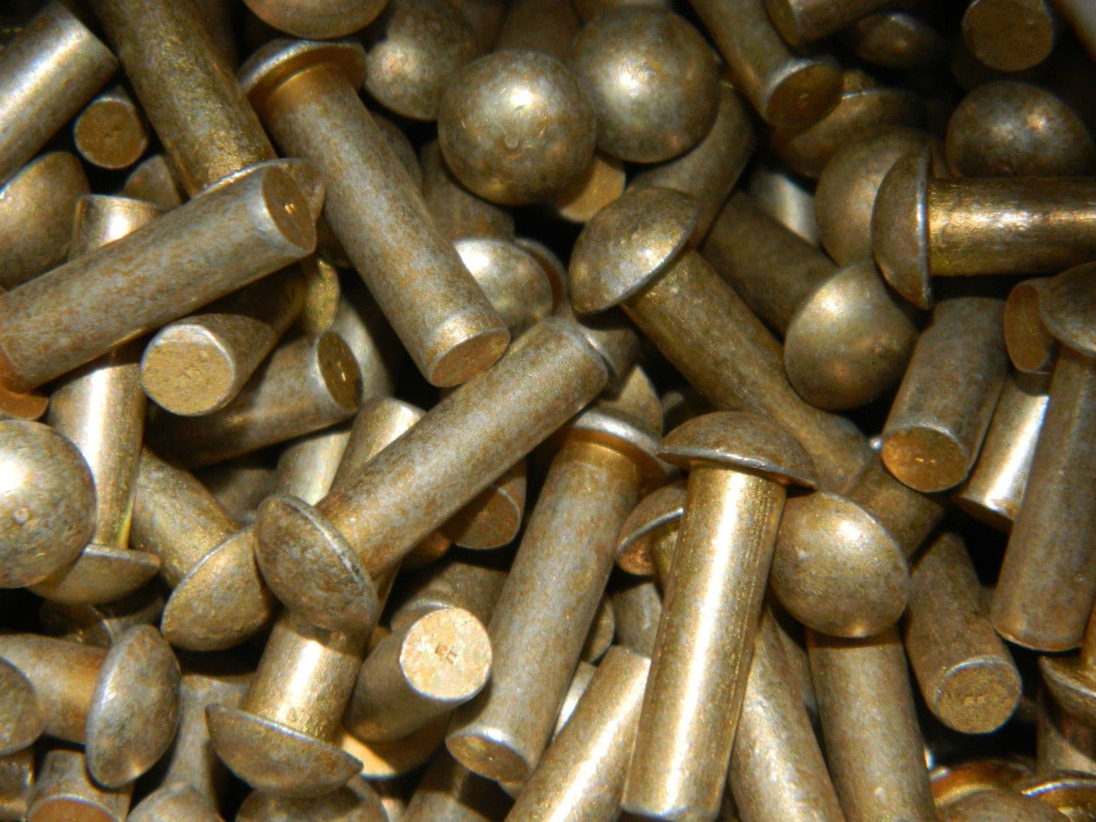 25 x Rivets 3/16