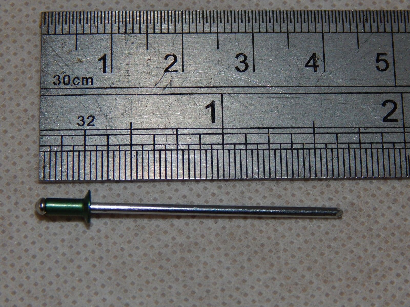 250 x Rivets CSK Light Alloy 3/32