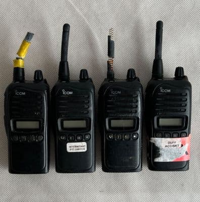 4 x ICOM Digital PMR446 Radio Walkie Talkie, IC-F4029SDR [1R7D3]