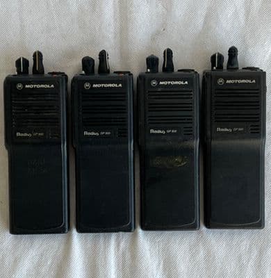 4 x Motorola Radius GP900 Radio Walkie Talkie, PJ501C [CL8A]