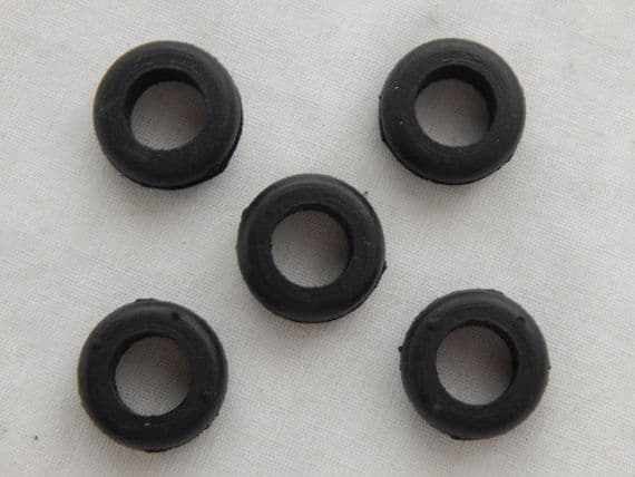 5 x Black Rubber Grommets, Inner Diameter: 8.3mm, Height 7mm [GR1B]