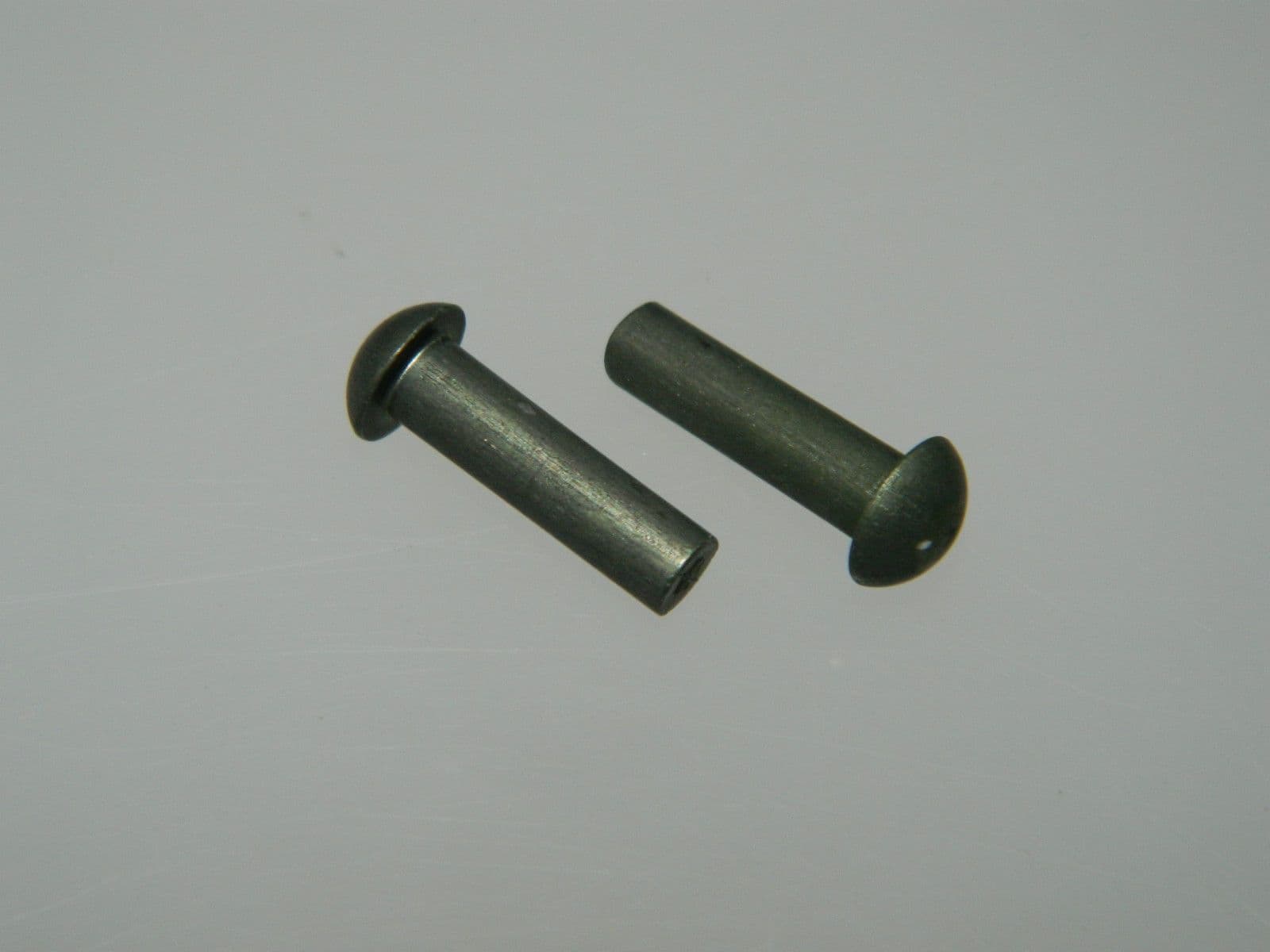 50 x Rivets Snap Head Diameter 1/8