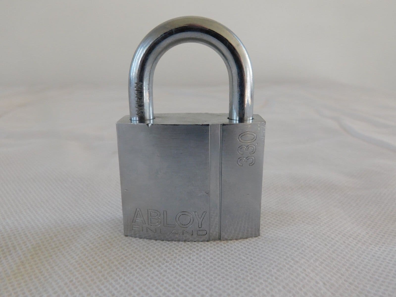 Abloy 330 Hardened High Security Padlock With Key D8C