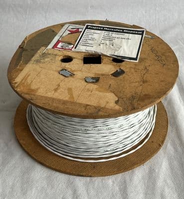 Aircraft 100m Type 2 Cable, 2 Core, Screened, DSP33/001-2T-004-2SJ [D4E]