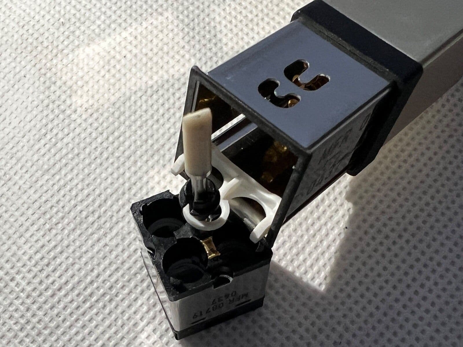 Aircraft Cockpit Illuminated SEC HDG I OFF Push Button Switch Indicator D5D