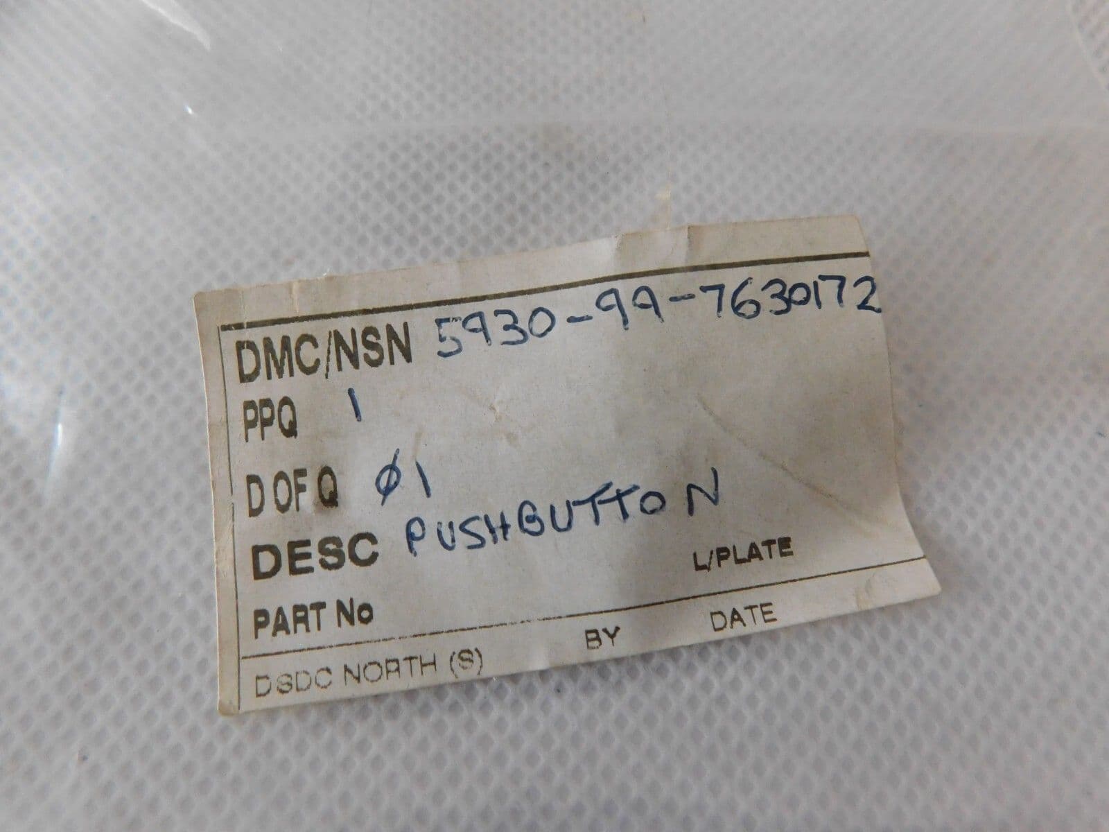 Aircraft DL SEL Push Button Switch Part No MFR 08719 D6B