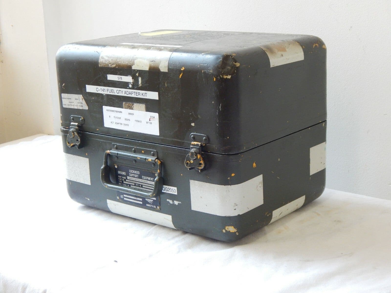Aircraft Fuel Quantity Test Adapter Kit Type MD-2A by Lockheed PL5