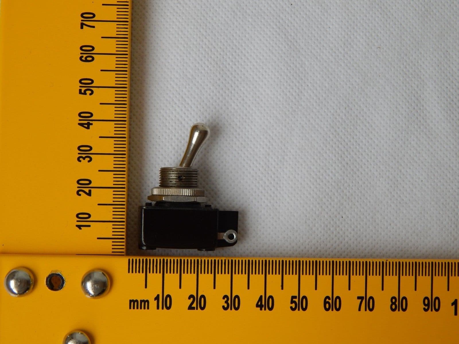 Aircraft Toggle Switch 2 Amp Single Pole 2 Position 1R10C