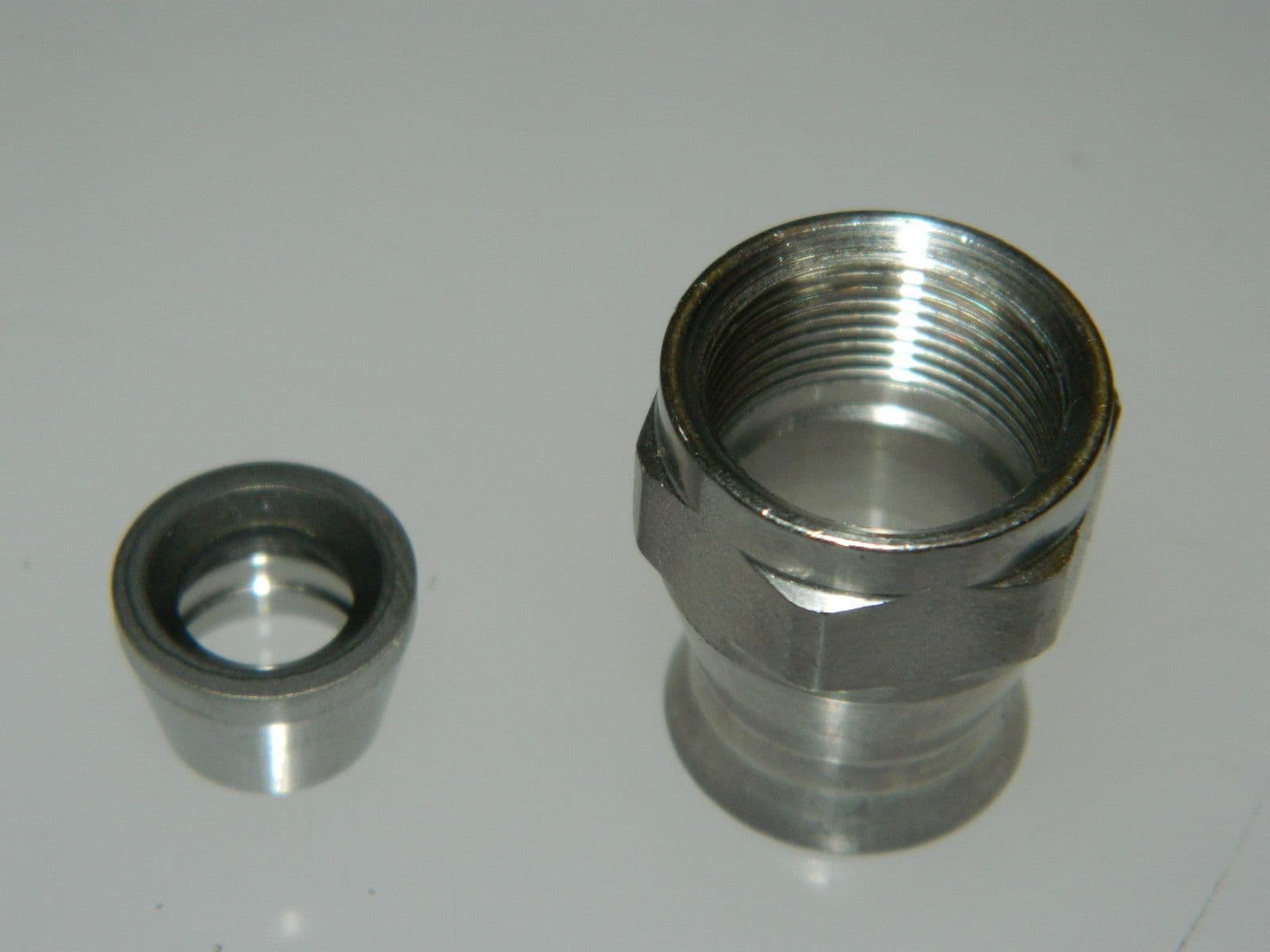 Angled Pipe Fitting With Aeroquip Socket AE18915G K3