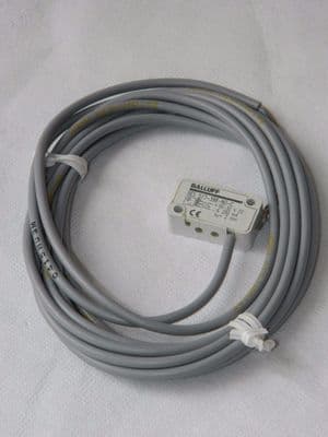 Balluff BES-517-351-NO-C Inductive Sensor, 10-30V DC  [1R11B]