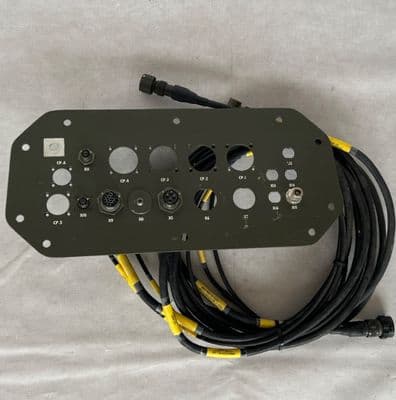 Bowman Radio Distribution Panel With Cables [D5E]