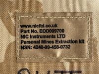 British Army Personal Mine Extraction Kit In Desert DPM Pouch, EOD009700 [1R7D2]