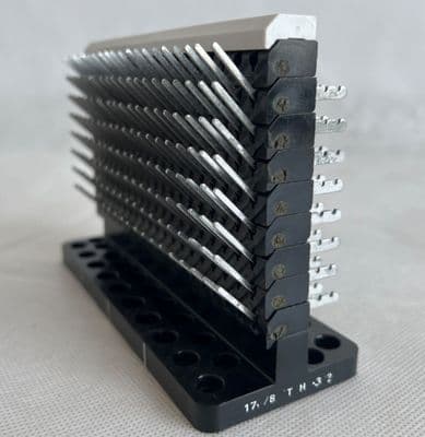 British Telecom Terminal Strip Connector, 311897 [1R7B1]