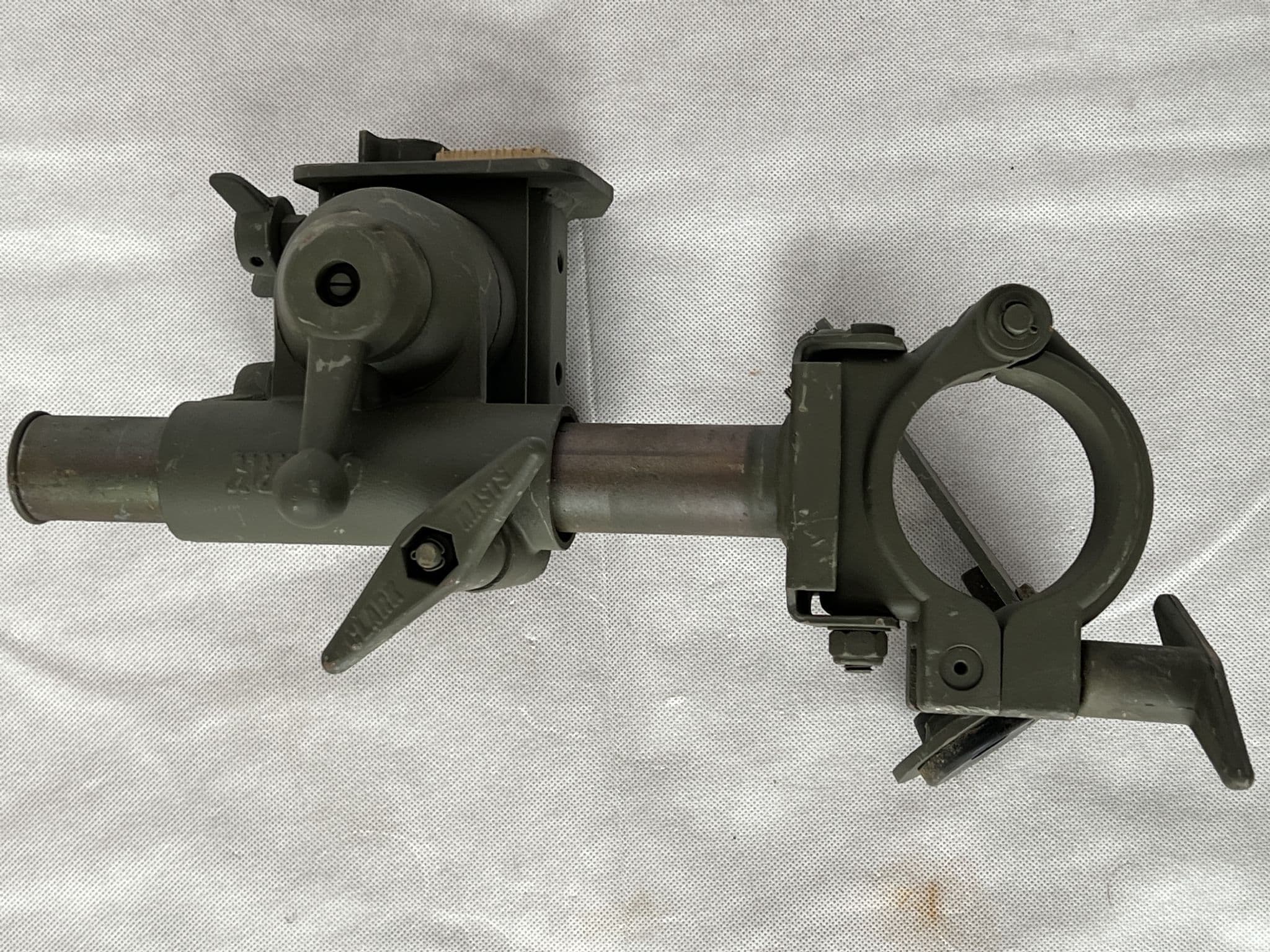 Clansman Army Military Radio Land Rover FFR Clark Mast Clamp With ...