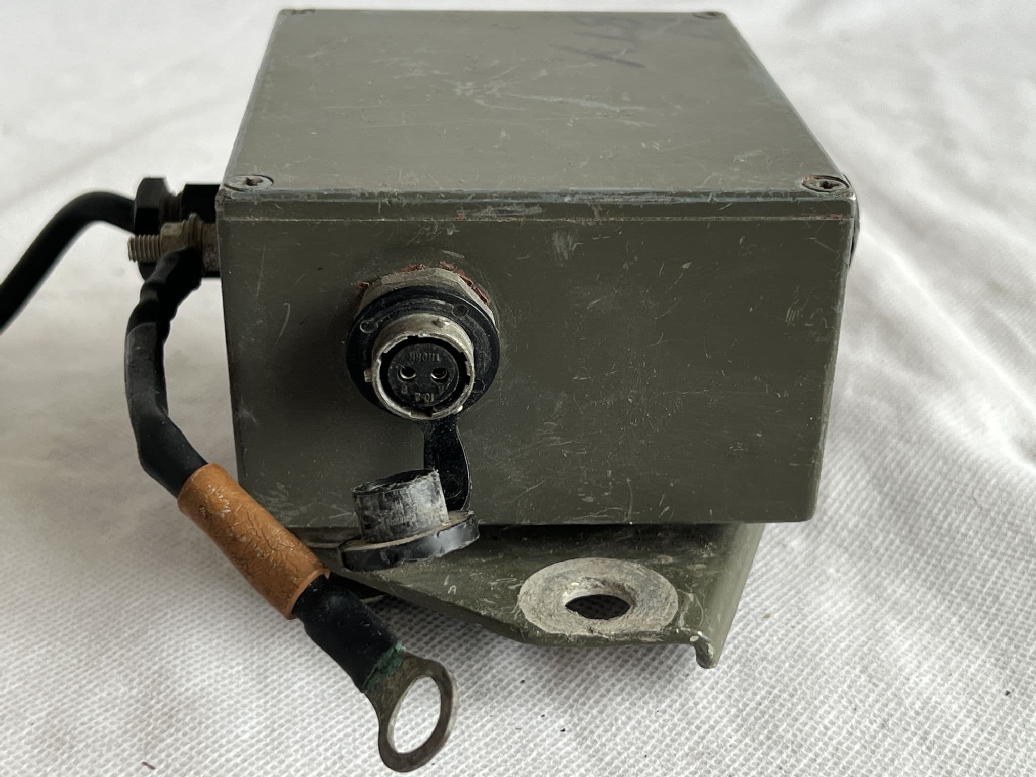 Clansman Radio 1 Way Power Distribution Box D5B